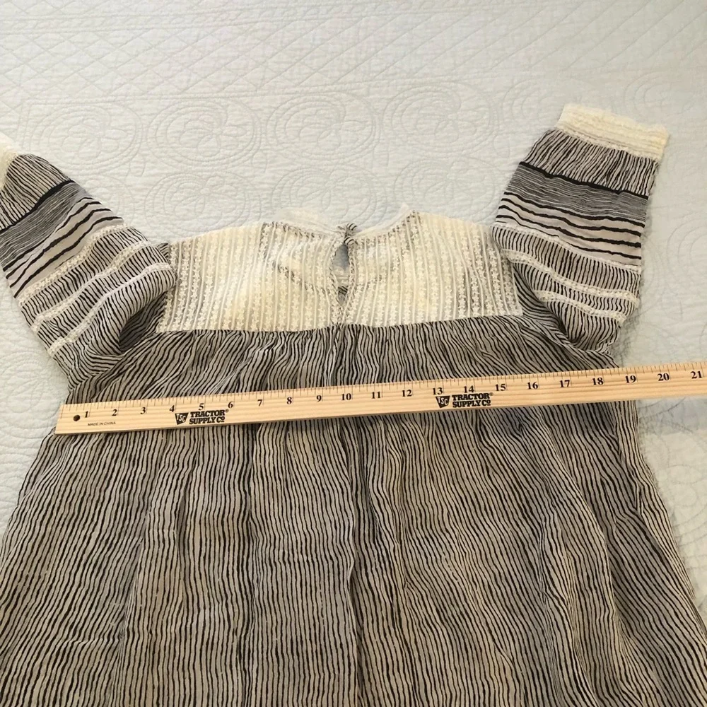 Anthropologie Floreat Reina blouse top. Size small. - Picture 10 of 11
